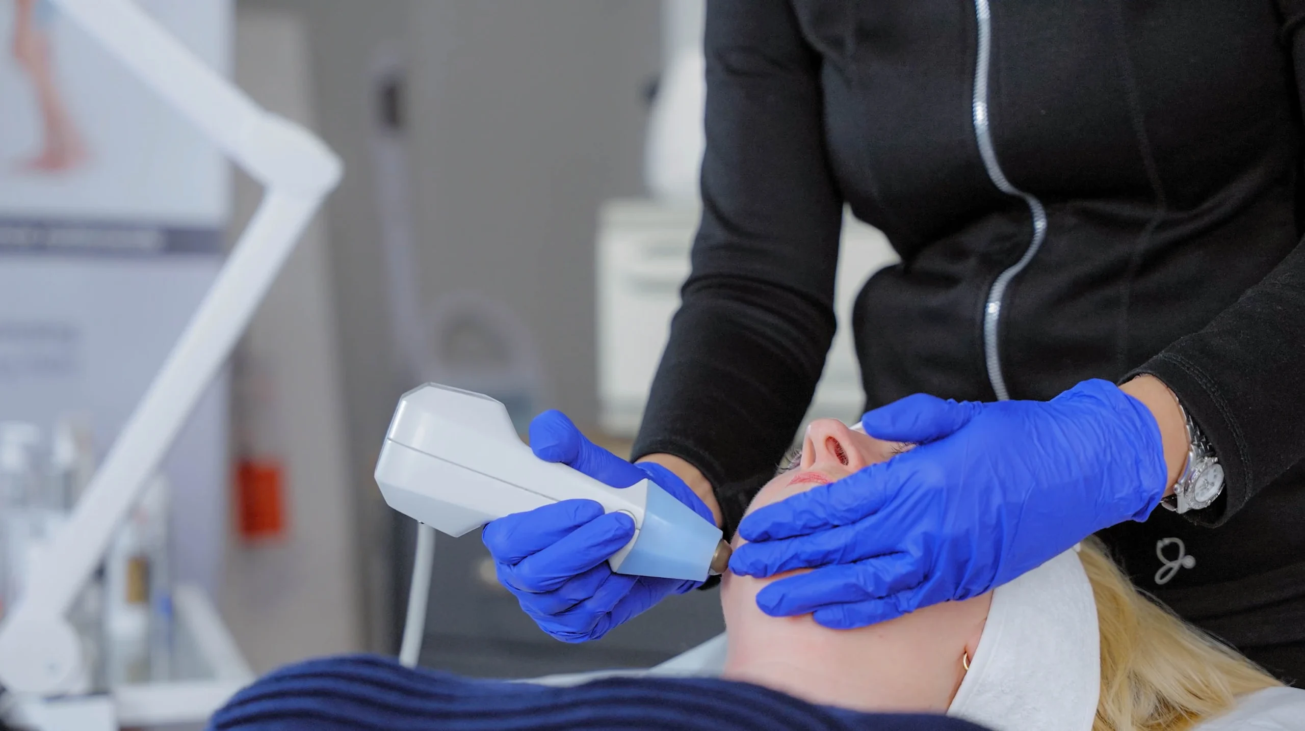 Facial treatment at the Face & Body MediSpa in Holmfirth, West Workshire