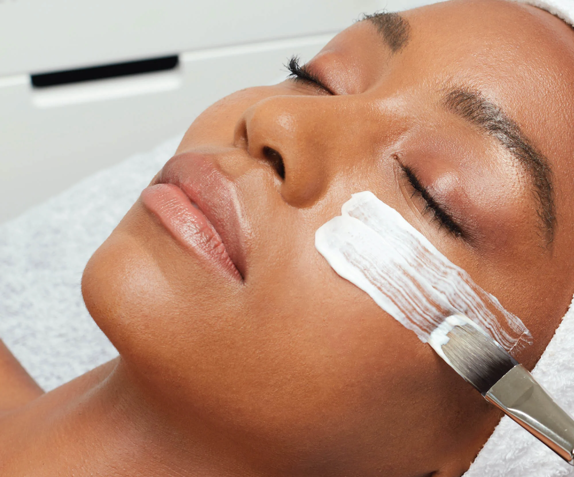 This powerful Cool Peel treatment at The Face & Body MediSpa is designed to help improve the appearance of blemish-prone or congested skin.