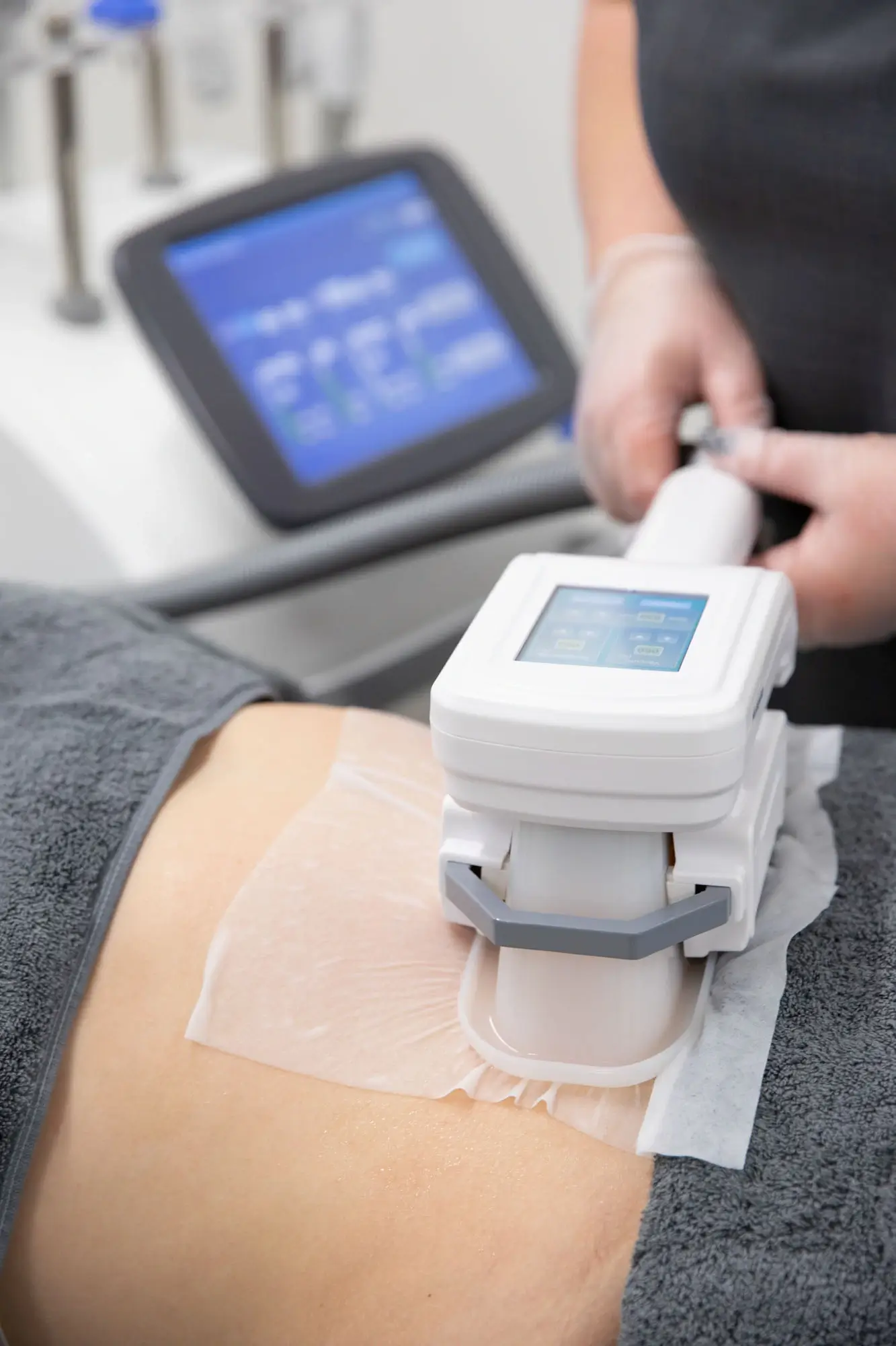 3D_Fat_Freeze_Cryolipolysis_3D_Lipo_Ultimatepro_Body_Treatment_The_Face_&_Body_MediSpa_Website 3D Lipo Ultimate Pro body treatments at The Face & Body MediSpa use an advanced, multi-technology body contouring system designed to target a wide range of concerns, including stubborn fat, cellulite, and skin laxity.